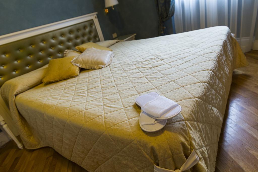 Hotel Gennarino Livorno Camera foto