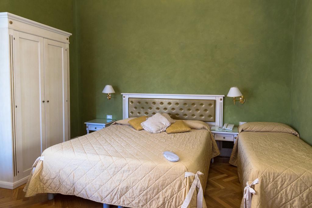 Hotel Gennarino Livorno Camera foto