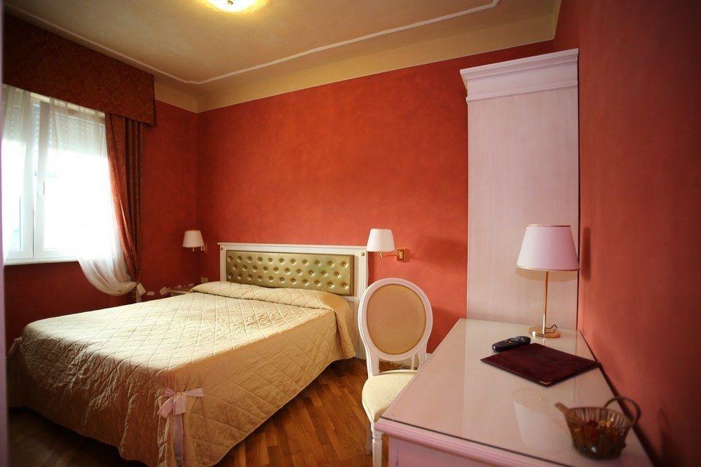 Hotel Gennarino Livorno Esterno foto