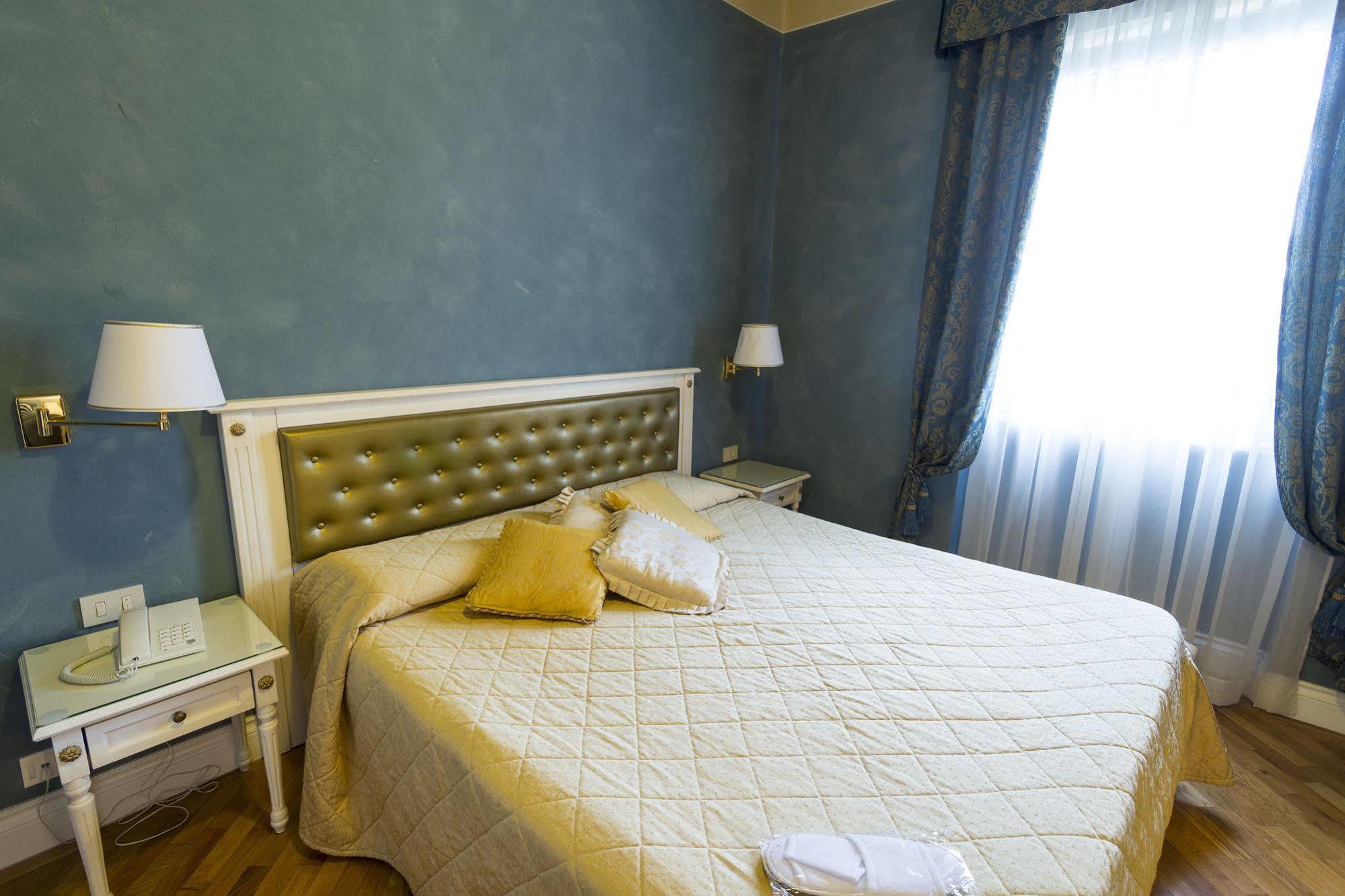 Hotel Gennarino Livorno Esterno foto